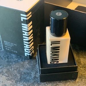 NWT - IL MAKIAGE Foundation